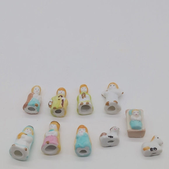 Ceramic Dollhouse Colorful Nativity Figurine Set 1.75 Inch 10 Pc - Picture 4 of 5